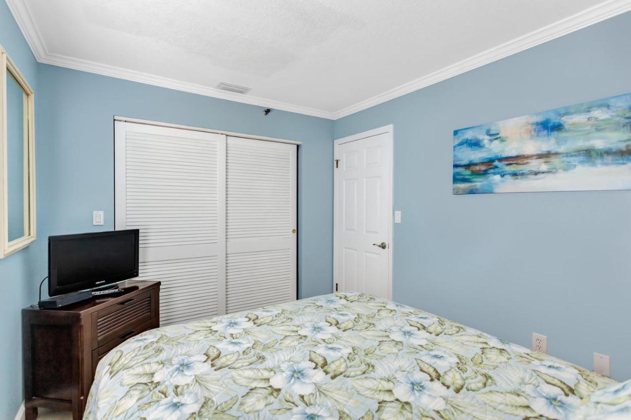 106 Beach Place Condos St. Pete Beach Exterior foto