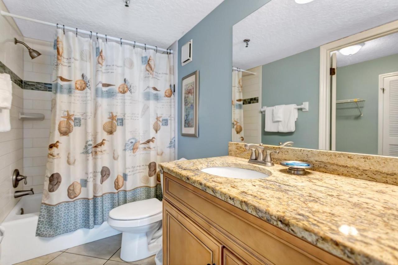 106 Beach Place Condos St. Pete Beach Exterior foto